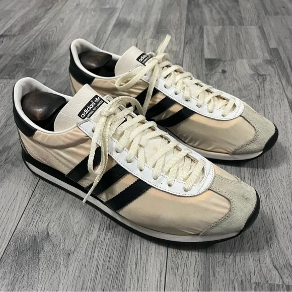 adidas gazelle silver green womens adidas Country OG Shoes - Women's - Silver / Better Scarlet Red / Cloud White main image 1